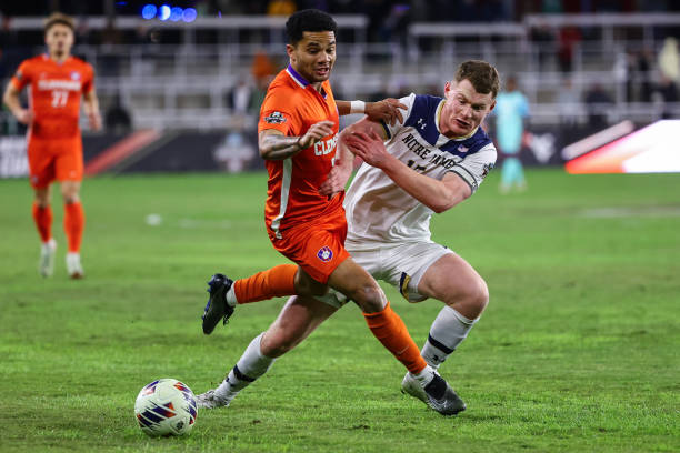 每位球员都 每位球员都